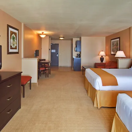 Holiday Inn Express Hotel & Suites Yuma