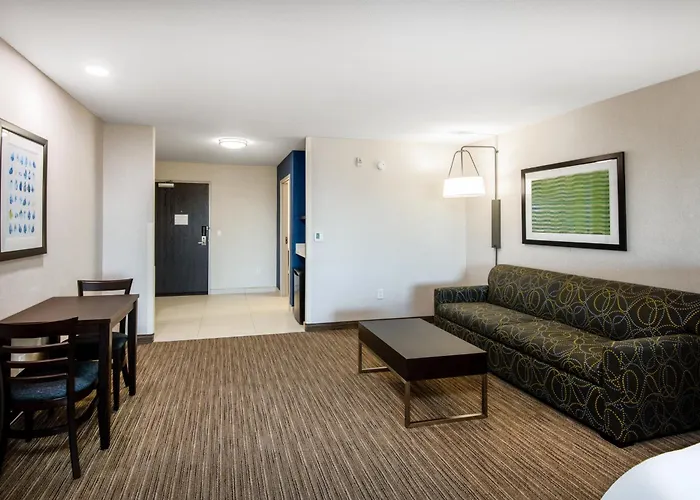 Express & By Ihg Hotel